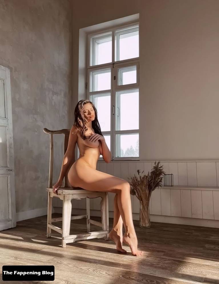 Cristy Ren Nude Sexy 7